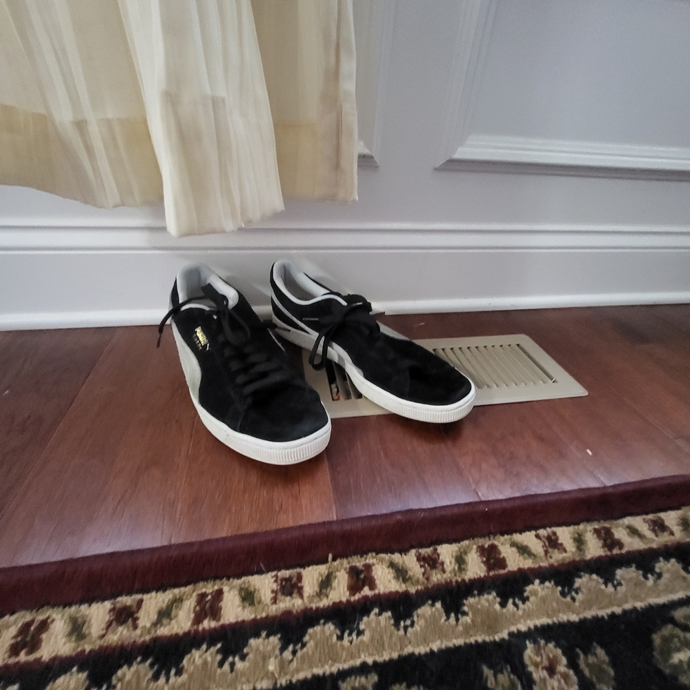 Puma Black and White Men's Shoes